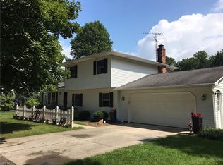 13017 Indian Hollow Rd, Grafton, OH 44044