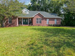 1422 Gray Fox Ln, Spring Hill, TN 37174