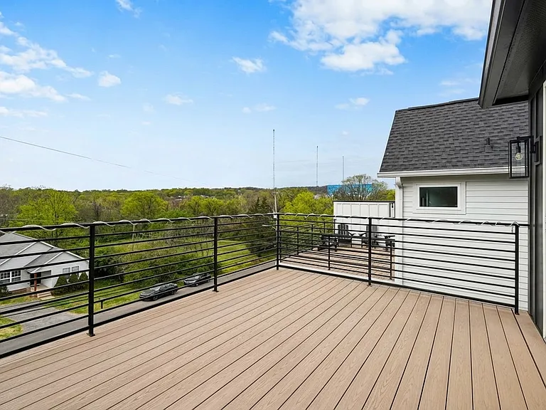 1301B Katie Ave — Photo 14