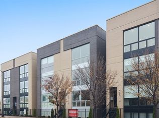2522 W Addison St APT 1W, Chicago, IL 60618