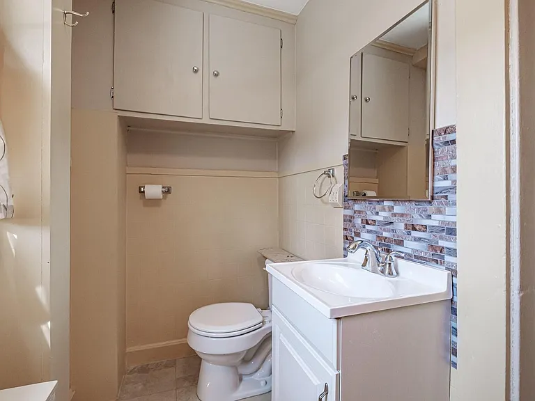 311 Pine St #1 — Photo 15