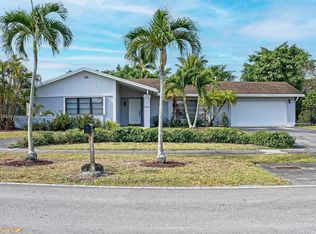 Pine Shore Sec 7, Miami, FL 33176