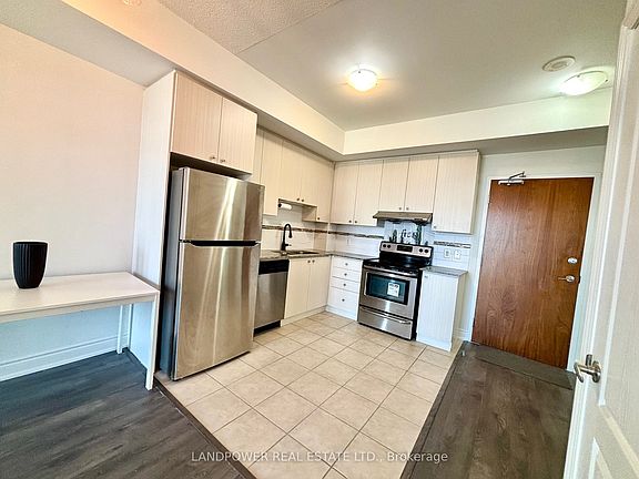 5th image of 8323 Kennedy Rd #903