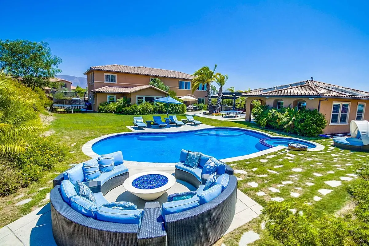 Building Photo - 408 Coastal Hills Dr