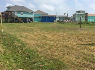 995 Gateway Rd, Crystal Beach, TX 77650