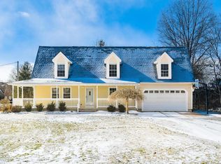 9255 Westview Dr, Powell, OH