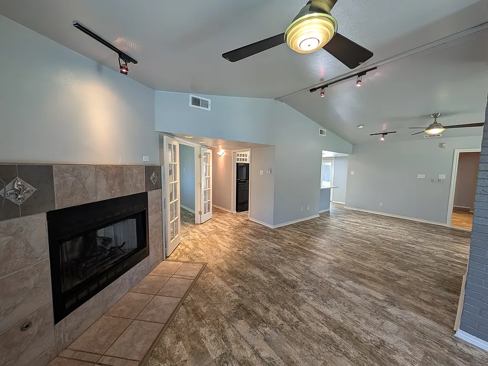 2703 Running Brook Ln