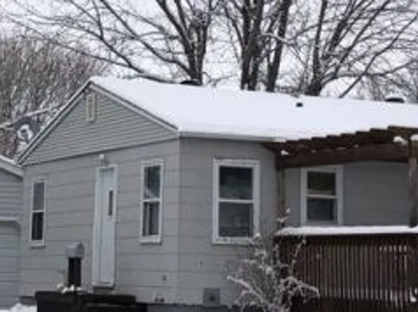 225 Hagge St, Worthington, MN 56187