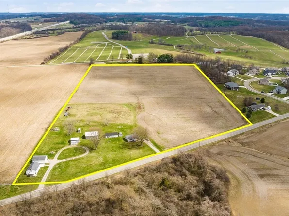 5793 Cristland Hill Rd, Thornville, OH 43076