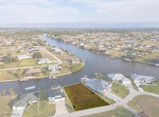 2207 NW 36th Pl, Cape Coral, FL 33993