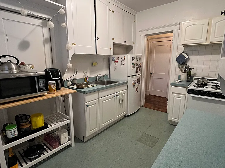 15 Melvin Ave #5 — Photo 4