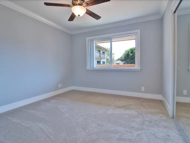 Stone Creek Apartments — Photo 9