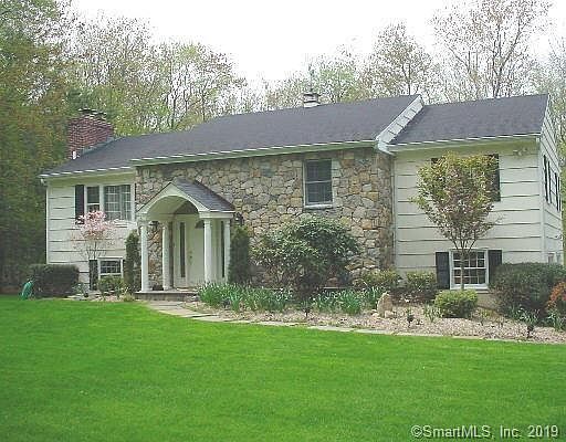 2nd image of 43 Blue Spruce Cir