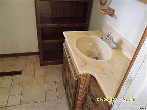 3rd image of 2074 Eastwood Beach Dr