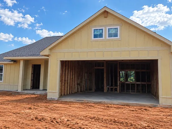 1522 Grace Acres Ln, Longview, TX 75605