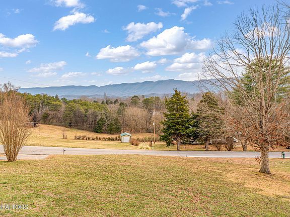 3rd image of 3333 Mutton Hollow Rd