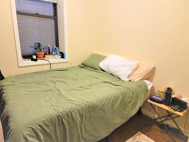 248 W 31st St #2F — Photo 12
