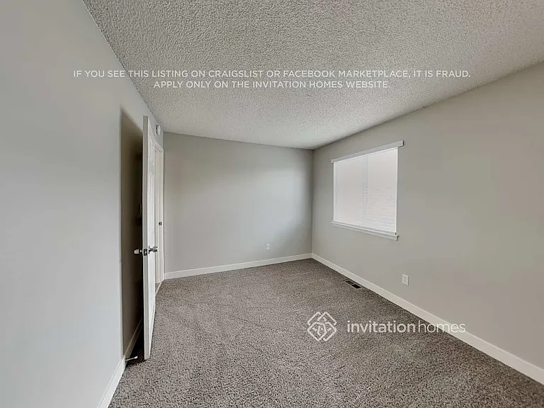 10418 Strasburg Way — Photo 14