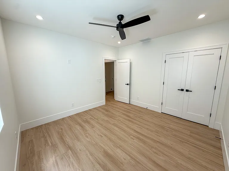 1448 Lexington Ave #B — Photo 9