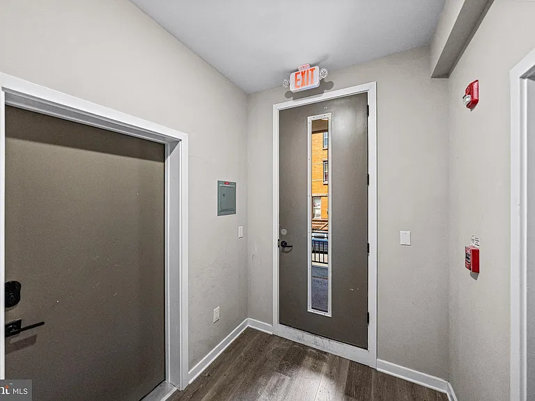 2409 N Hancock St #4 — Photo 9