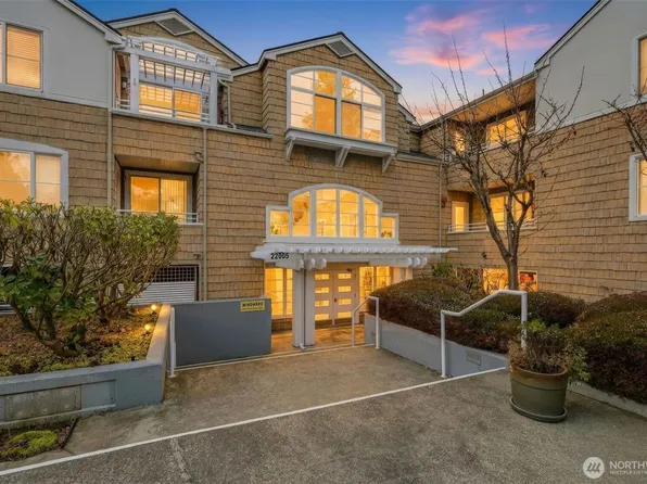 22005 6th Avenue S #312, Des Moines, WA 98198