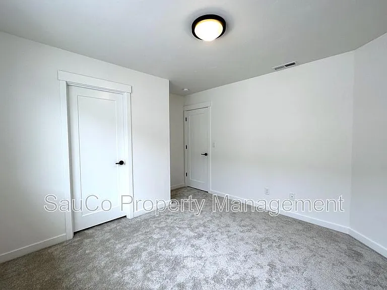 6442 SE Provence St — Photo 22