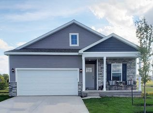 3590 Paradise Ln, Waukee, IA 50263