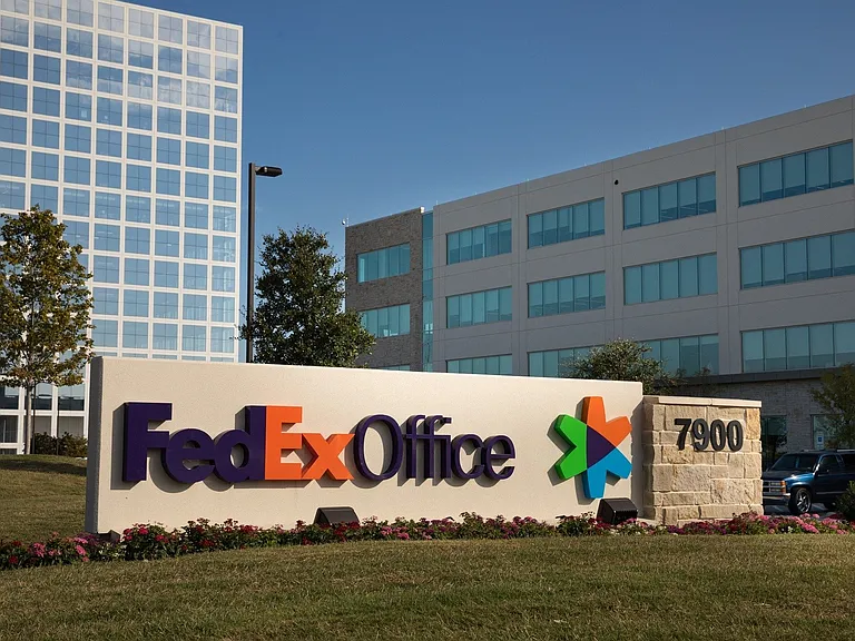 Close to major employers including Toyota Campus, Frito Lay, JC Penney and FedEx corporate offices.