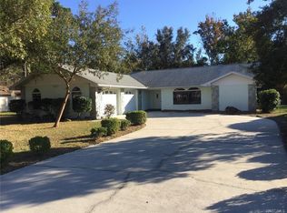 8312 W Periwinkle Ln, Homosassa, FL 34446