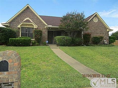 1st image of 1241 Estate Ln