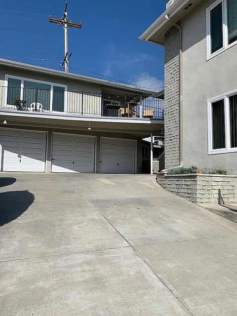 Building Photo - 312 Avenida Del Mar #D