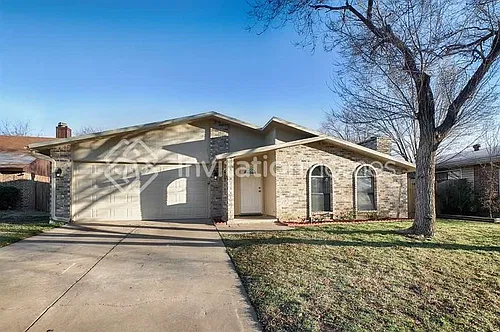 4121 Staghorn Cir S Photo 1