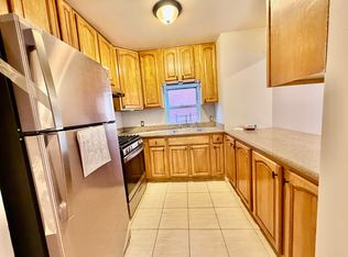 (Undisclosed Address), Yonkers, NY 10701