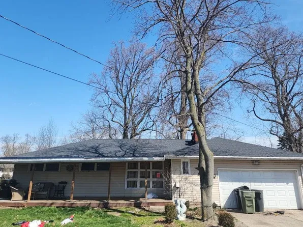 8303 Lake Shore Blvd, Mentor, OH 44060