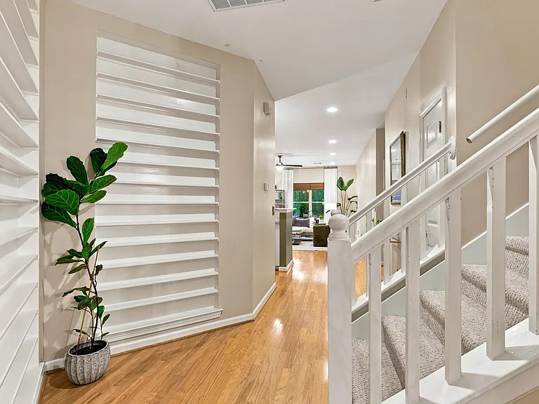 317 Deep Woods Cir — Photo 23