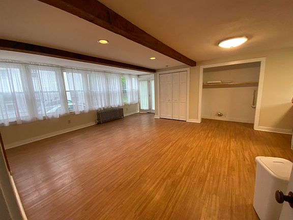 4th image of 161A Nashua St #A
