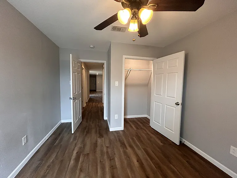 804 N Englewood Ave #B — Photo 7