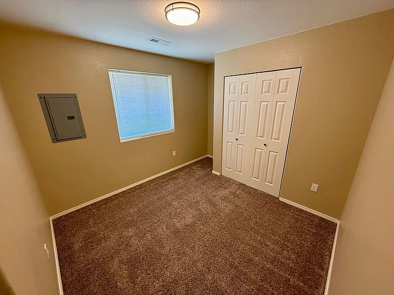 1308 Burrell Ave #1 — Photo 12