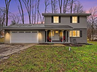 11190 Manor Dr, Plymouth, IN 46563