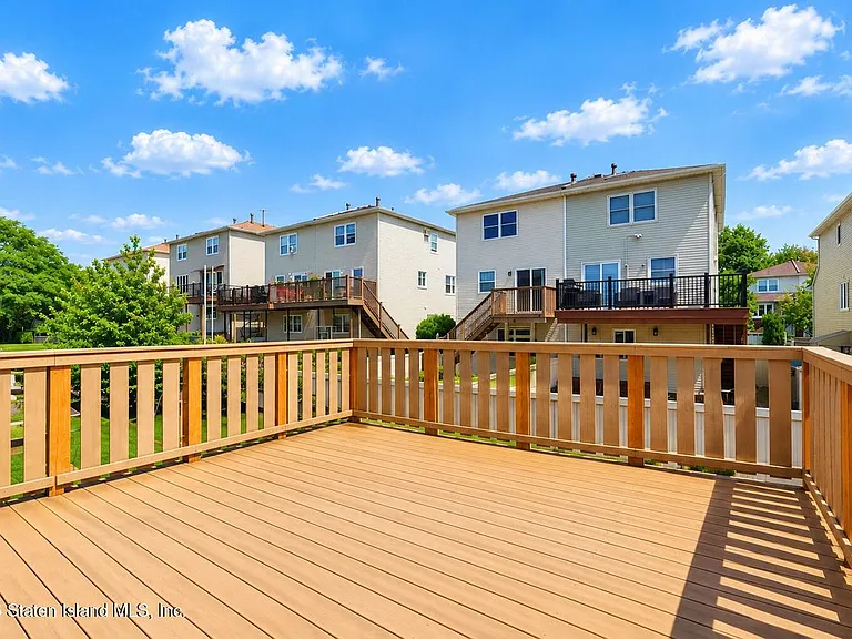 43 Cherrywood Ct — Photo 24