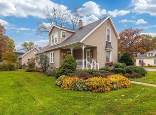902 E State St, Traverse City, MI 49686