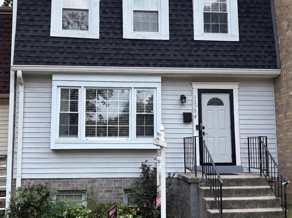 12754 Lighthouse Ln, Woodbridge, VA 22192