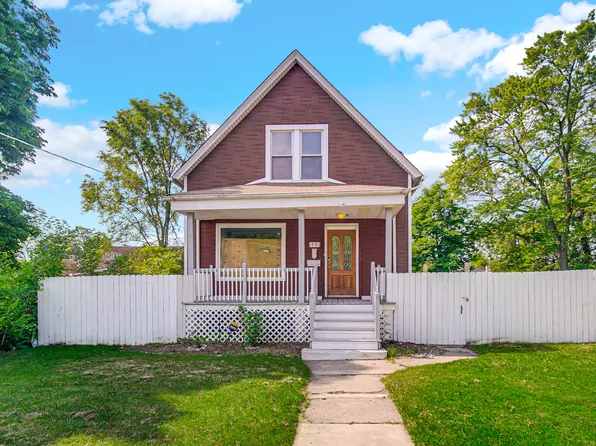 72 E 136th St, Riverdale, IL 60827