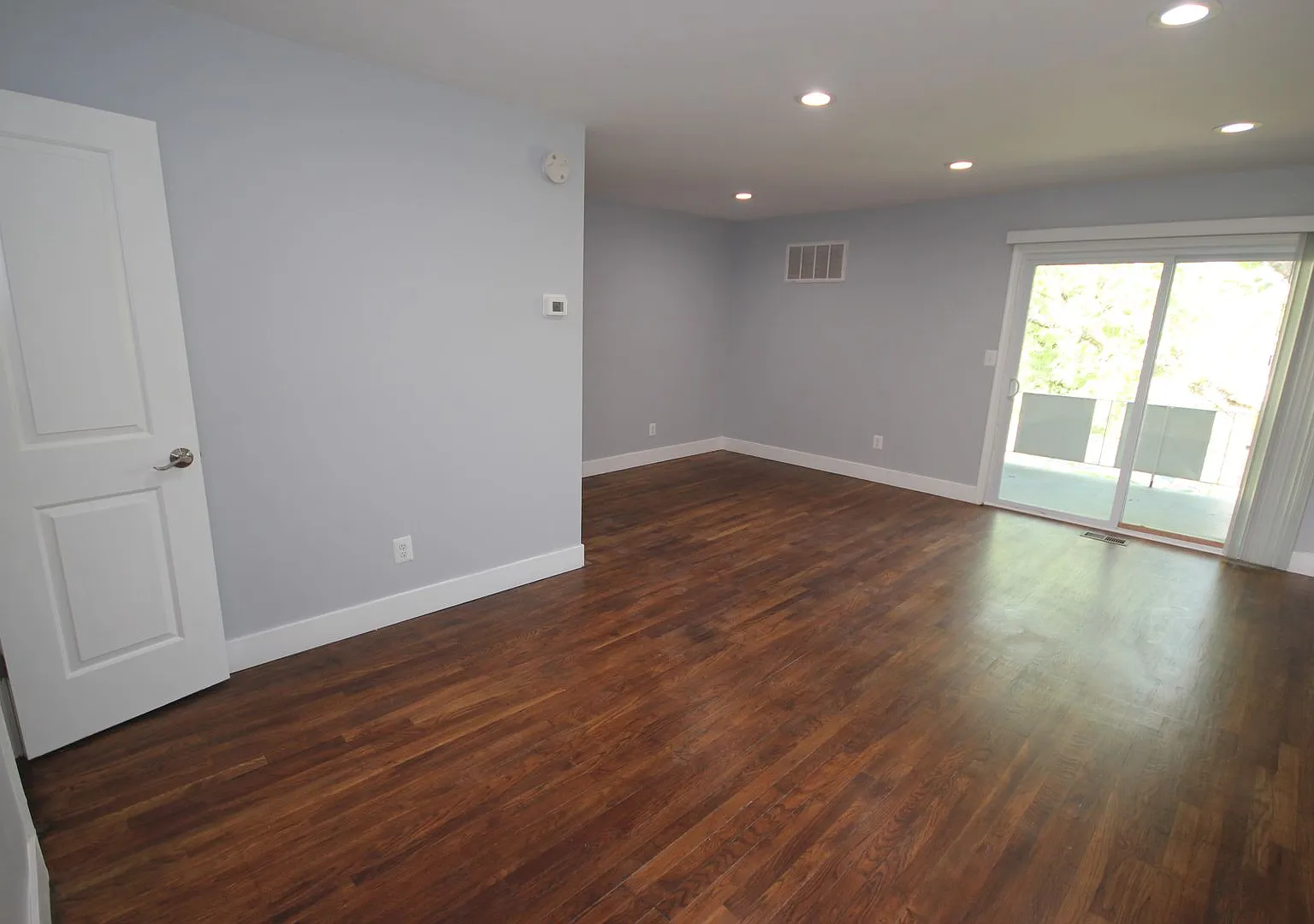 South Parke St. Apartments — Photo 1