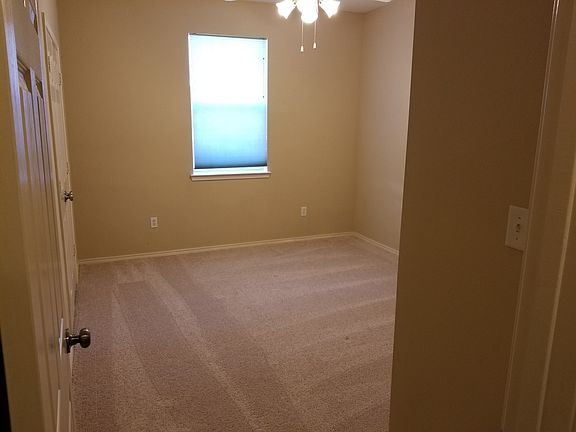4th image of 3824 Chimney Rock Dr