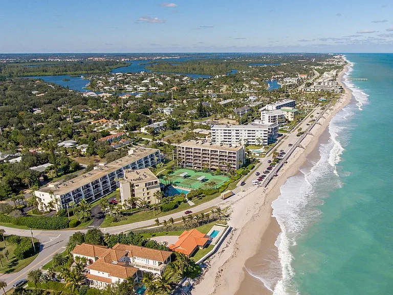 3939 Ocean Dr #401B — Photo 40