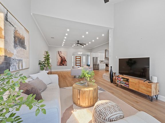 3rd image of 6741 Biltmore Pl