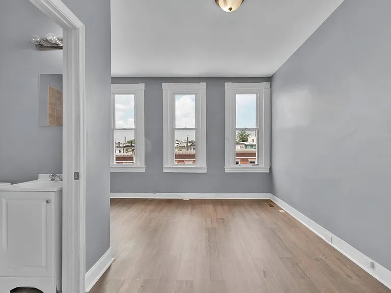 2617 E Preston St — Photo 12