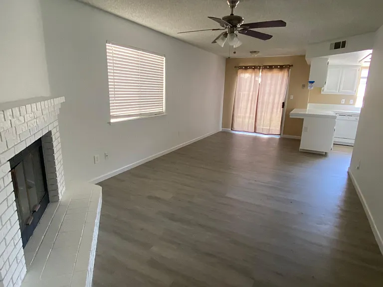 8208 Fawn St — Photo 5