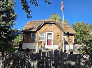 325 S Roberts St, Pierre, SD 57501
